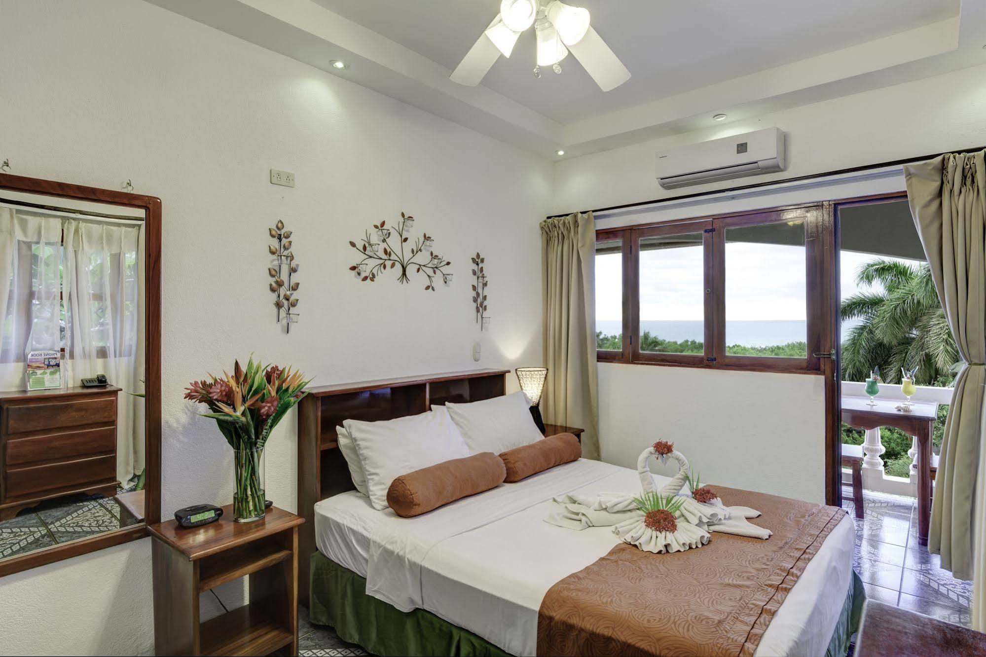 Best Western Tamarindo Vista Villas Eksteriør billede